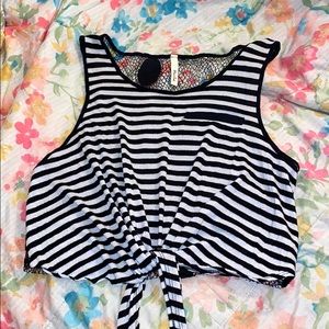 Striped top sleeveless